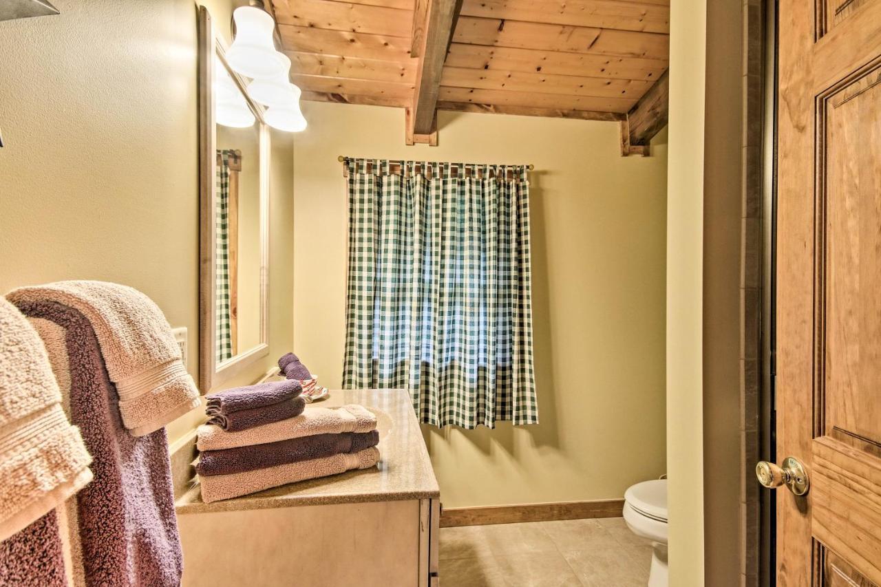 Creekside Berkeley Springs Cabin On 35 Acres! Zewnętrze zdjęcie