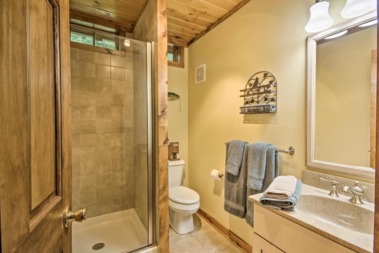Creekside Berkeley Springs Cabin On 35 Acres! Zewnętrze zdjęcie
